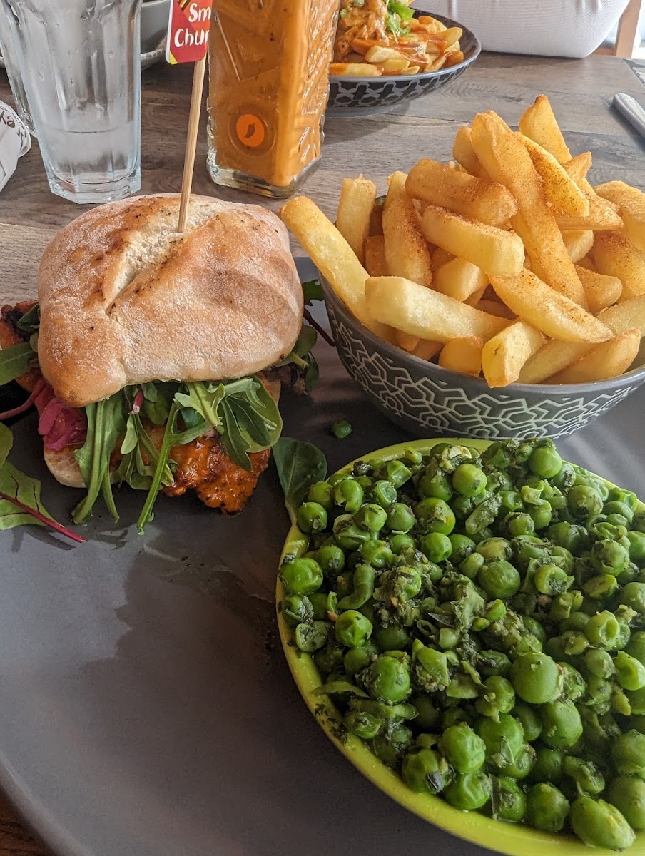 Nando's Belfast - Abbey Centre-10